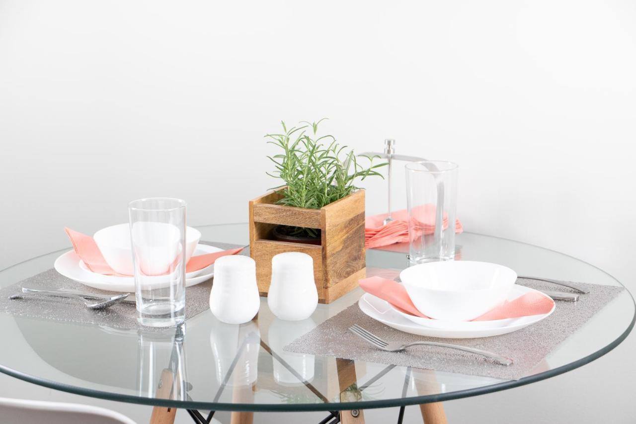 La Condesa: Beautiful Designed